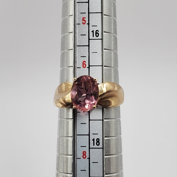 14k Solid Yellow Gold Pink Tourmaline Solitaire Ring - Picture 4 of 5